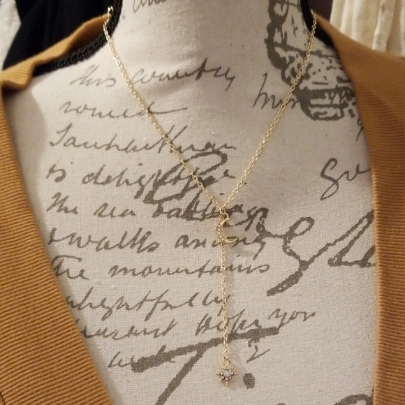 ☆Willie☆ Stars and Moon necklace - Picture 2 of 5